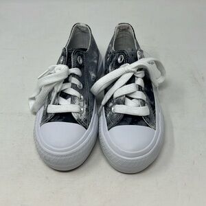 Wonder nation memory foam kids shoes size 1